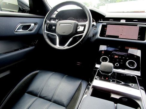Used 2023 Land Rover Range Rover Velar R-Dynamic S AWD/4WD image 19