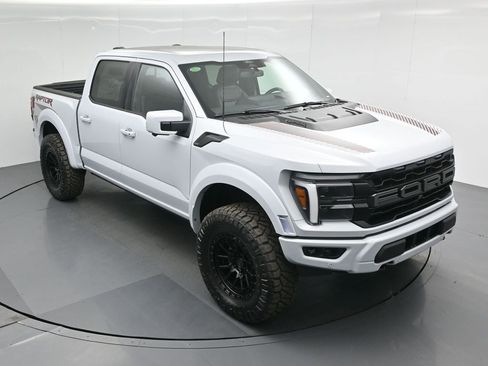 Used 2025 Ford F150 Raptor AWD/4WD image 42
