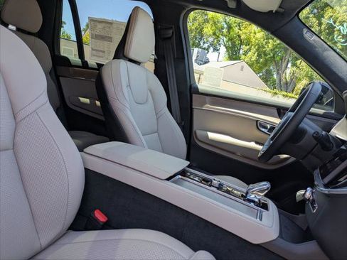 New 2026 Volvo XC90 T8 Ultra w/ Lounge Package AWD/4WD image 14