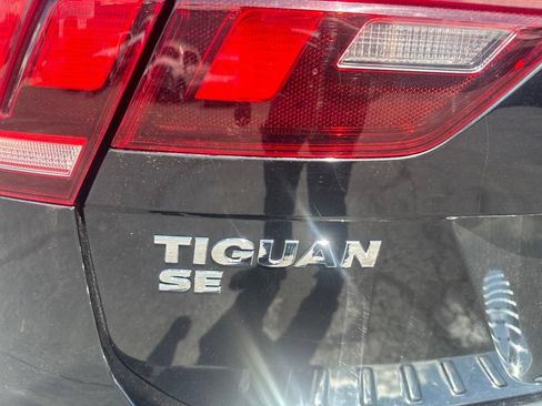 Used 2021 Volkswagen Tiguan SE R-Line AWD/4WD image 50