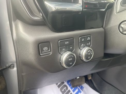 Used 2024 GMC Sierra 1500 SLT w/ SLT Premium Package image 23