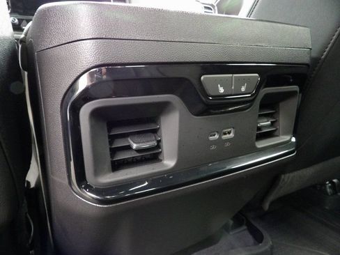 Used 2024 Chevrolet Silverado 1500 ZR2 AWD/4WD image 11