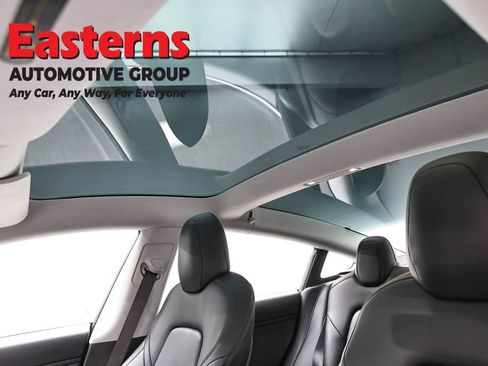 Used 2018 Tesla Model 3 Performance image 29