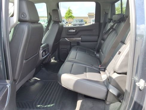 Used 2020 Chevrolet Silverado 1500 LTZ w/ LTZ Premium Package AWD/4WD image 11