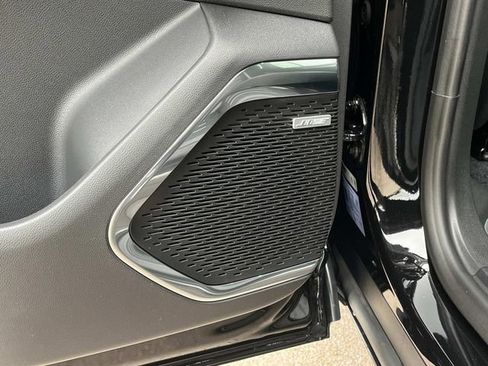 New 2026 GMC Acadia Elevation image 23