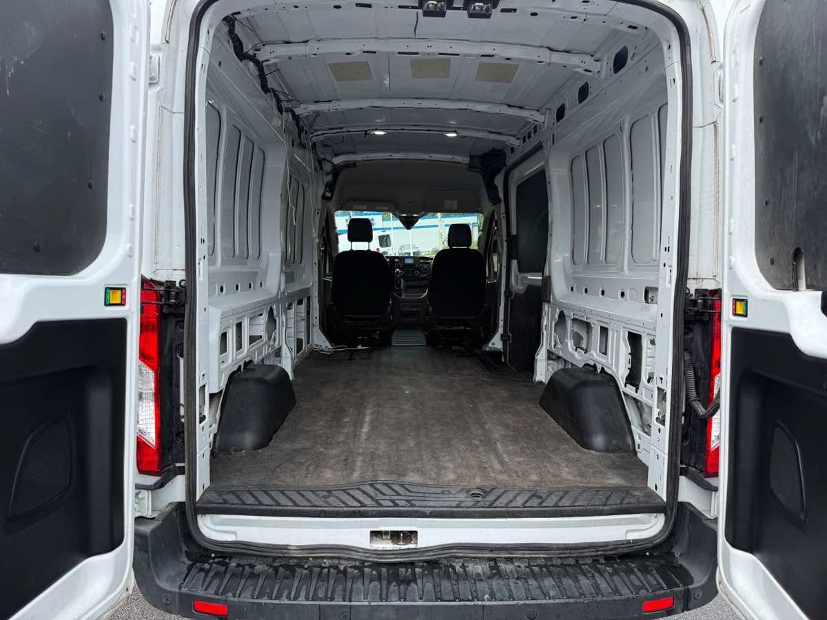 Used 2021 Ford Transit 250 Medium Roof RWD image 29