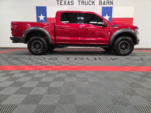 Used 2021 Ford F150 Raptor w/ Equipment Group 801A High AWD/4WD image 13