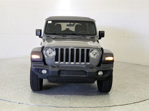 Used 2022 Jeep Wrangler Unlimited Sport AWD/4WD image 2