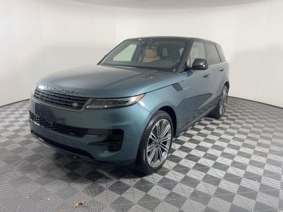 New 2025 Land Rover Range Rover Sport SE