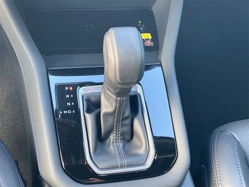 Used 2025 Subaru Forester Limited image 26