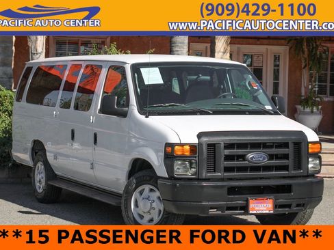 Used 2008 Ford E-350 and Econoline 350 XLT image 1