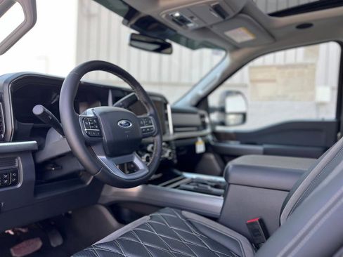 New 2025 Ford F250 Lariat w/ Lariat Ultimate Package image 23
