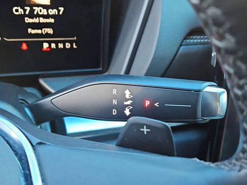 Used 2025 GMC Terrain Elevation image 12