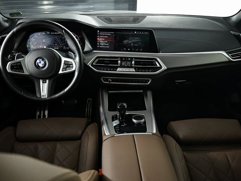 Used 2023 BMW X5 M50i w/ Climate Comfort Package image 28