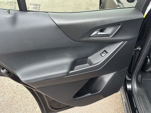 Used 2025 Chevrolet Equinox LT image 15