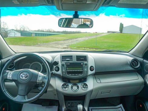Used 2008 Toyota RAV4 Limited AWD/4WD image 11