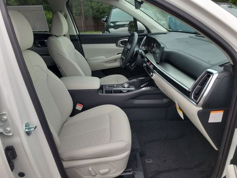 New 2026 Kia Sorento EX FWD image 7