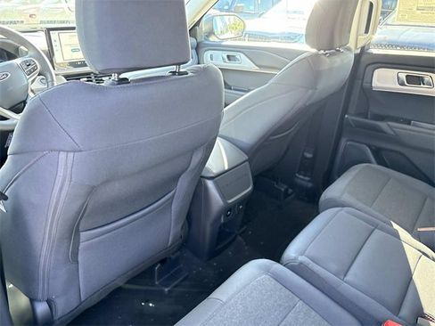 New 2026 Ford Explorer Active image 17