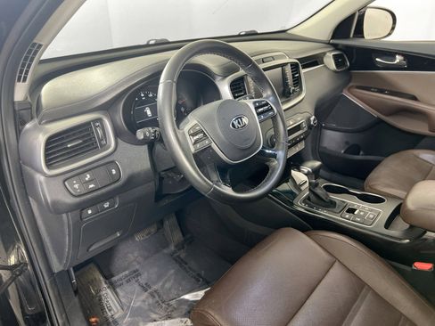 Used 2020 Kia Sorento SX image 9