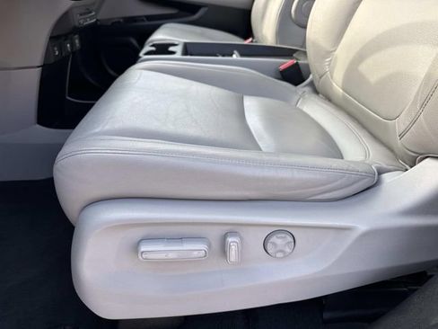 Used 2024 Honda Odyssey Touring image 17