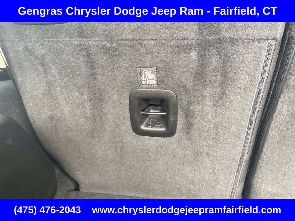 Used 2024 Jeep Wrangler Unlimited w/ Convenience Group AWD/4WD image 36