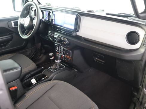 Used 2025 Jeep Wrangler Unlimited Sport S 4xe AWD/4WD image 44