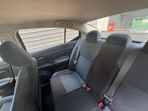 Used 2025 Nissan Versa SV FWD image 34