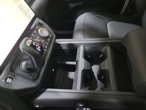 New 2026 Land Rover Defender 110 S AWD/4WD image 20