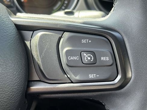 Used 2023 Jeep Wrangler Unlimited w/ Sun & Screen Package AWD/4WD image 20