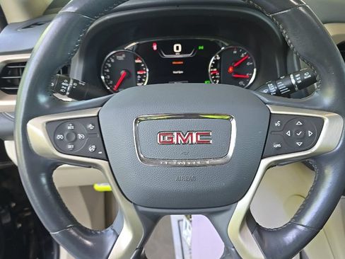 Used 2021 GMC Acadia Denali w/ Denali Ultimate Package AWD/4WD image 8