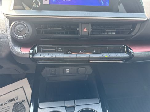 Used 2024 Toyota Prius Prime FWD image 16