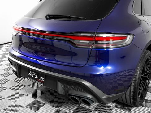 Used 2024 Porsche Macan image 33