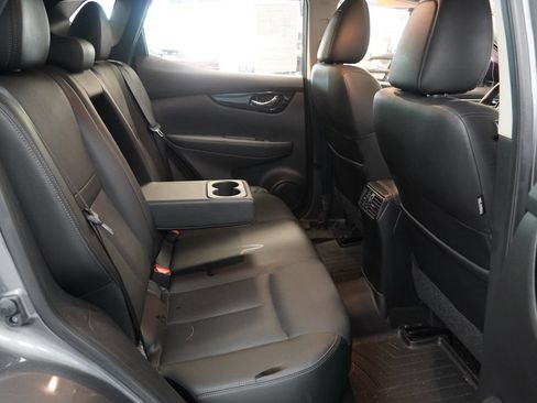 Used 2019 Nissan Rogue Sport SL w/ Premium Package AWD/4WD image 29