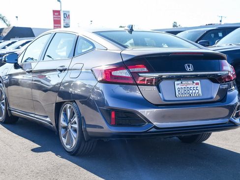 Used 2018 Honda Clarity Plug-In Hybrid image 6