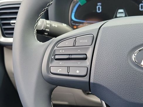 New 2026 Hyundai Venue SEL image 5