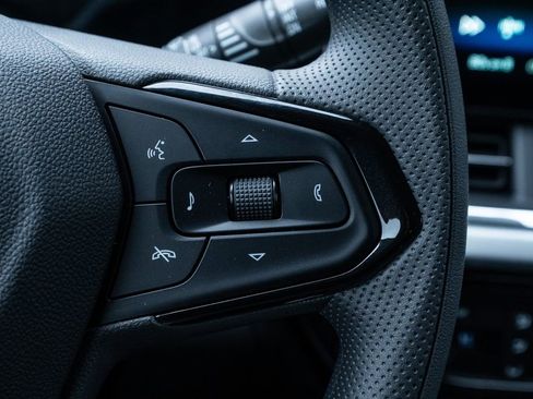 New 2026 Chevrolet Trax LT image 18