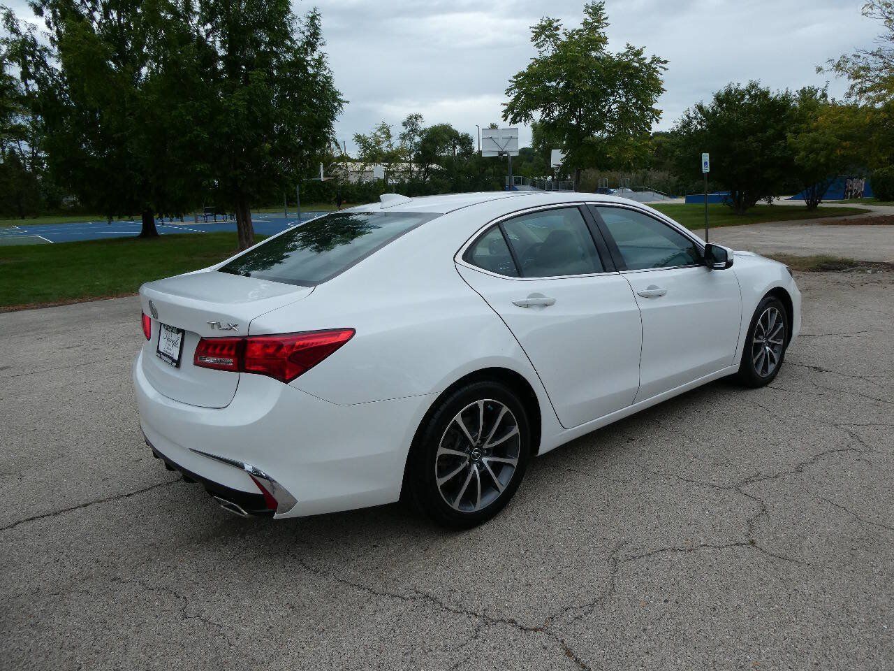 Used 2019 Acura TLX V6 FWD image 5
