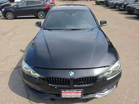 Used 2018 BMW 330e w/ Premium Package RWD image 21