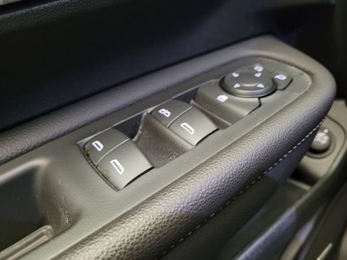 Used 2021 GMC Terrain SLT w/ Infotainment Package II FWD image 27