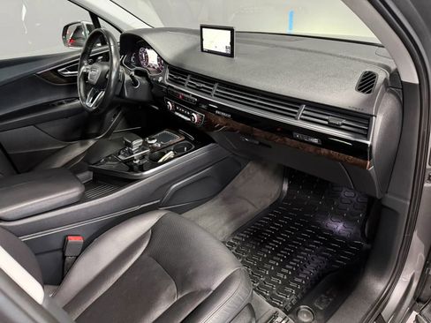 Used 2017 Audi Q7 3.0T Prestige AWD/4WD image 26