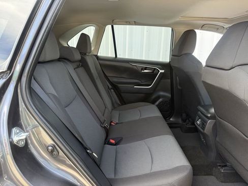 Used 2025 Toyota RAV4 XLE w/ Convenience Package FWD image 32