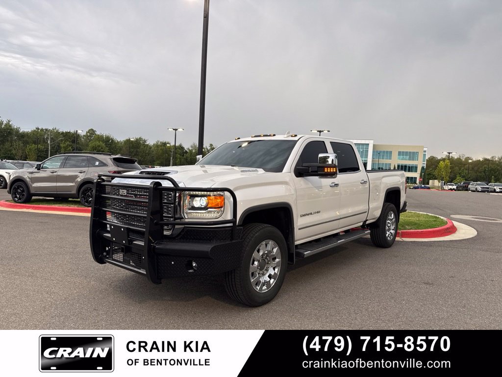 Used 2019 GMC Sierra 3500 Denali w/ Duramax Plus Package AWD/4WD image 20