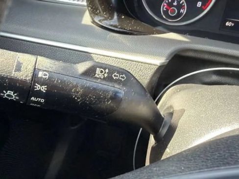 Used 2022 Kia K5 LX FWD image 14