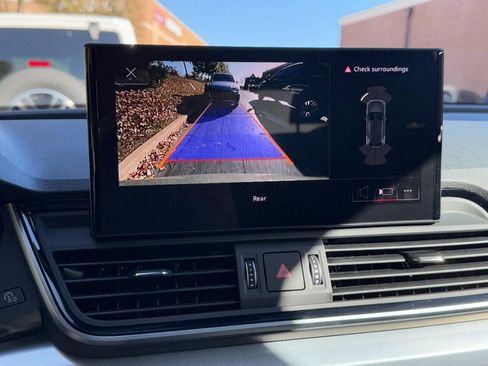 Used 2025 Audi Q5 2.0T Premium image 23