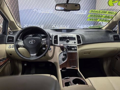 Used 2009 Toyota Venza FWD image 16
