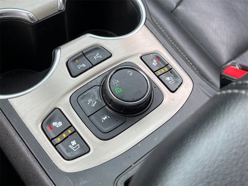 Used 2020 GMC Terrain Denali w/ Denali Premium Package image 29