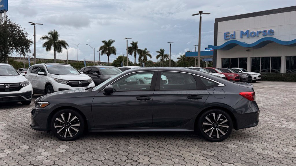 Used 2024 Honda Civic EX image 3