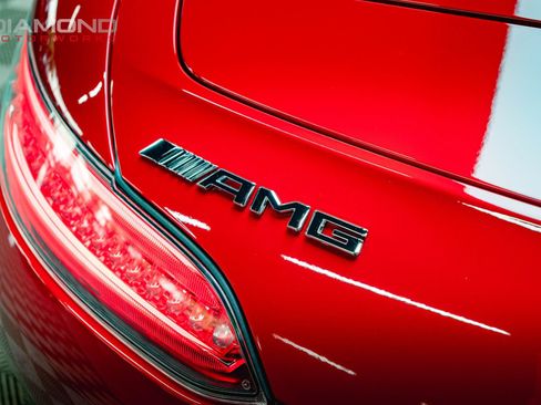 Used 2018 Mercedes-Benz AMG GT C image 9