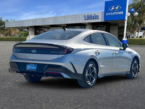 New 2026 Hyundai Sonata SEL image 2