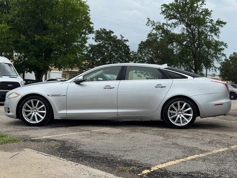 Used 2014 Jaguar XJ L Portfolio RWD image 3